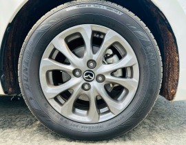 Mazda 2 1.5 AT 2024