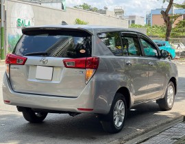 Innova 2.0 E MT 2017