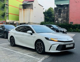 Toyota Camry 2.5 HEV Top 2025