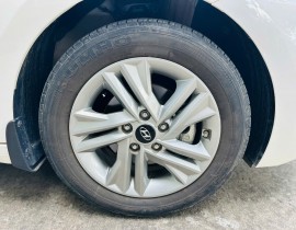 Hyundai Elantra 1.6 AT 2020 