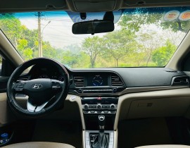 Hyundai Elantra 1.6 AT 2020 
