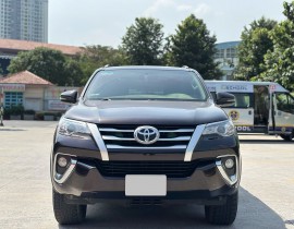  Fortuner Dầu 2.4 MT 2018