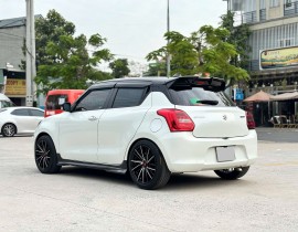 Suzuki Swift 1.2 AT 2023