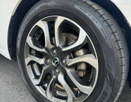 Mazda 2 1.5 AT 2017