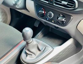 I10 1.2 MT Base 2023