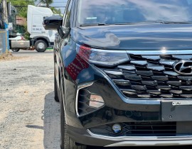 Hyundai Custin 2.0 Cao cấp 2023