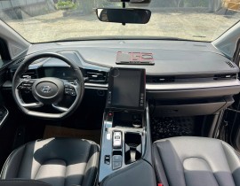Hyundai Custin 2.0 Cao cấp 2023