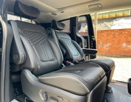 Hyundai Custin 2.0 Cao cấp 2023