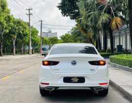  Mazda 3 1.5 luxury 2020 