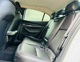  Mazda 3 1.5 luxury 2020 