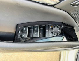  Mazda 3 1.5 luxury 2020 