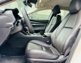  Mazda 3 1.5 luxury 2020 