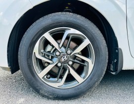 Hyundai I10 sedan 1.2 MT Full 2021