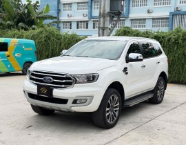 Ford Everest Titanium 2.0 4x2 AT 2020