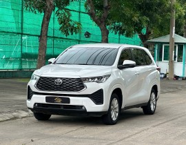 Toyota Innova Cross 2.0 V 2025 
