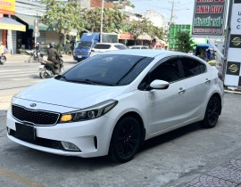 Kia Cerato 2017 MT 