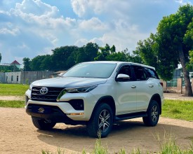 Toyota Fortuner Dầu 2.4 4x2 AT 2024