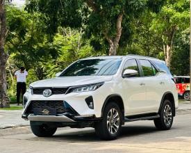 Toyota Fortuner Dầu Legender 2.4 4x2 AT 2025