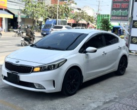 Kia Cerato 2017 MT 